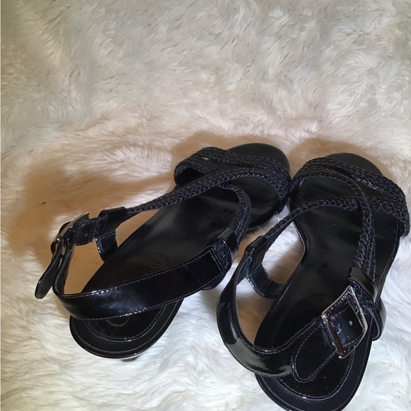 Cole Haan Nike Air black sandals size 10B - Picture 5 of 6